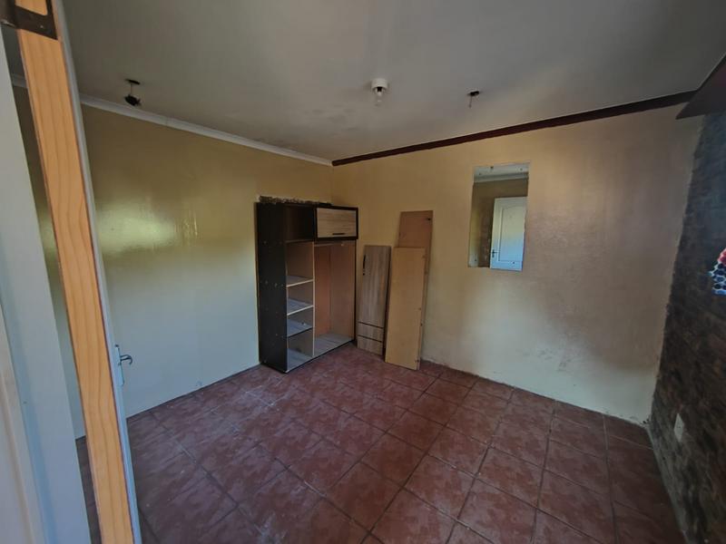 4 Bedroom Property for Sale in Mountain View Gauteng