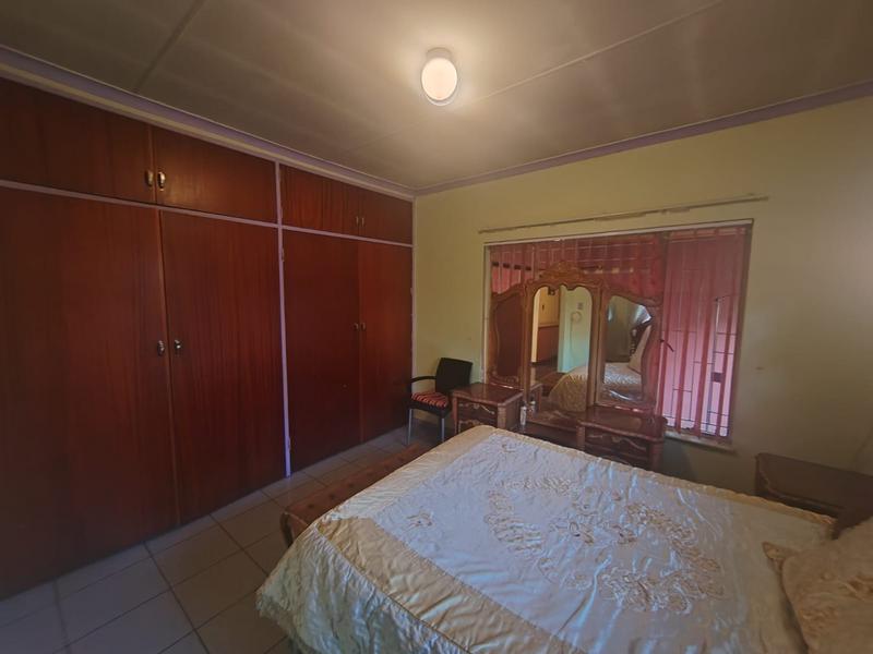 4 Bedroom Property for Sale in Mountain View Gauteng