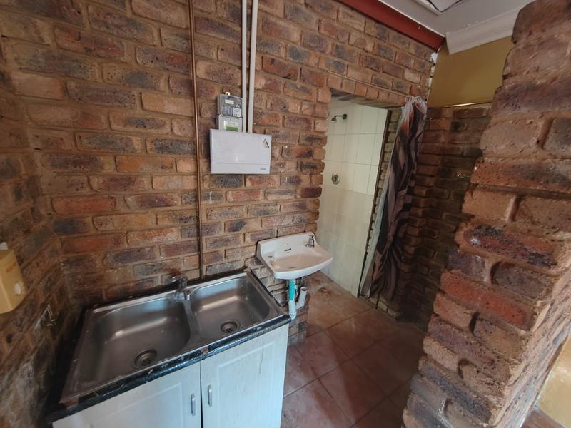 4 Bedroom Property for Sale in Mountain View Gauteng