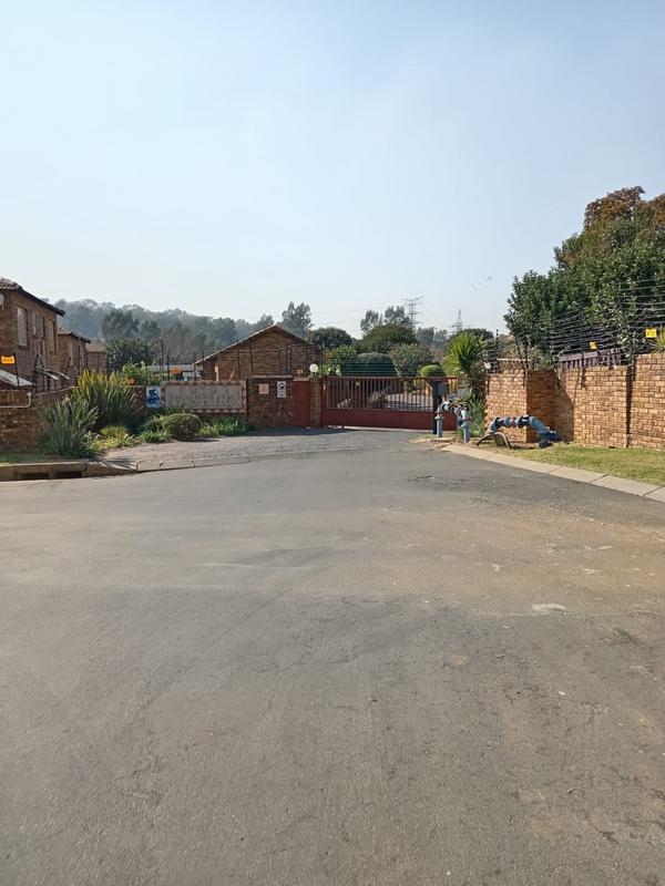 To Let 2 Bedroom Property for Rent in Wilgeheuwel Gauteng