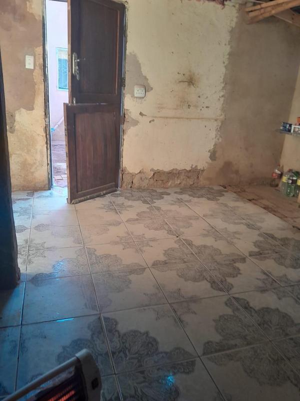 2 Bedroom Property for Sale in Lehae Gauteng