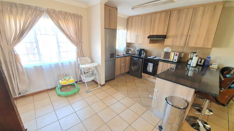 3 Bedroom Property for Sale in Annlin Gauteng