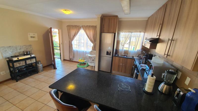 3 Bedroom Property for Sale in Annlin Gauteng