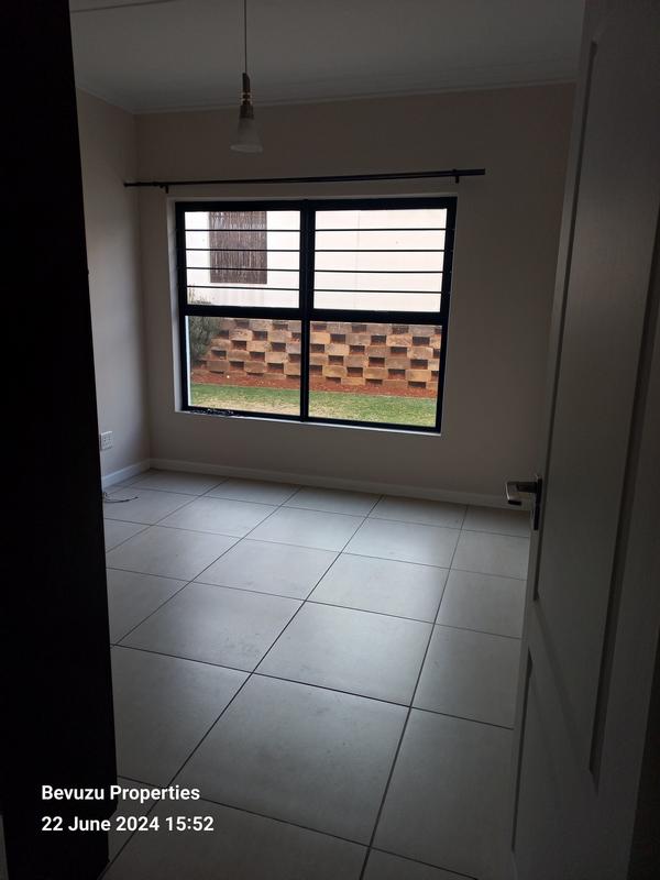 3 Bedroom Property for Sale in Greenstone Hill Gauteng