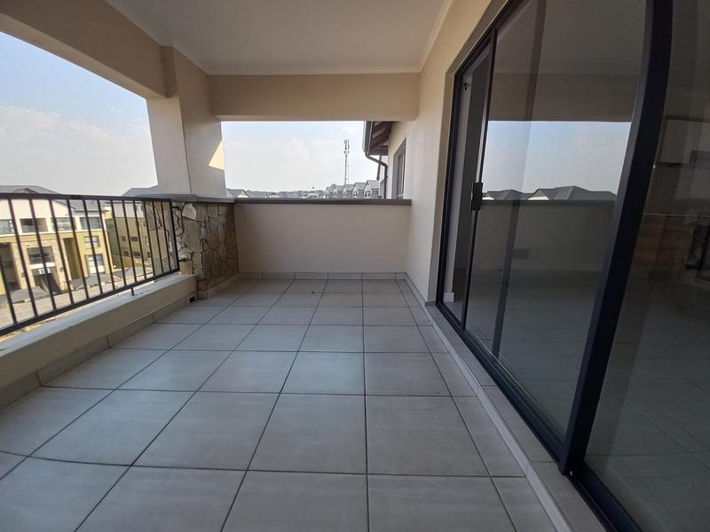 1 Bedroom Property for Sale in Waterfall Gauteng