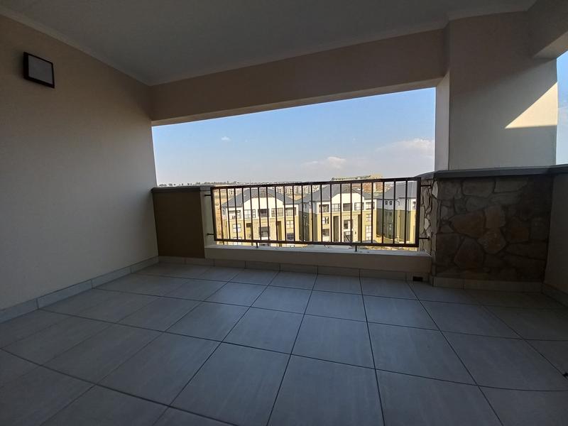 1 Bedroom Property for Sale in Waterfall Gauteng