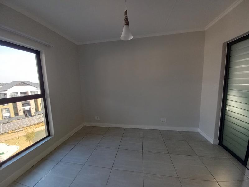 1 Bedroom Property for Sale in Waterfall Gauteng