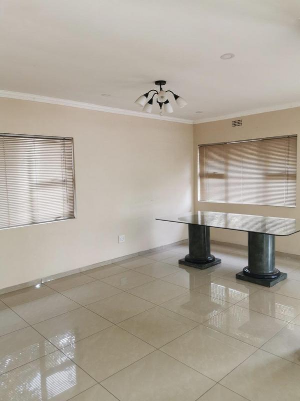 4 Bedroom Property for Sale in Sophiatown Gauteng