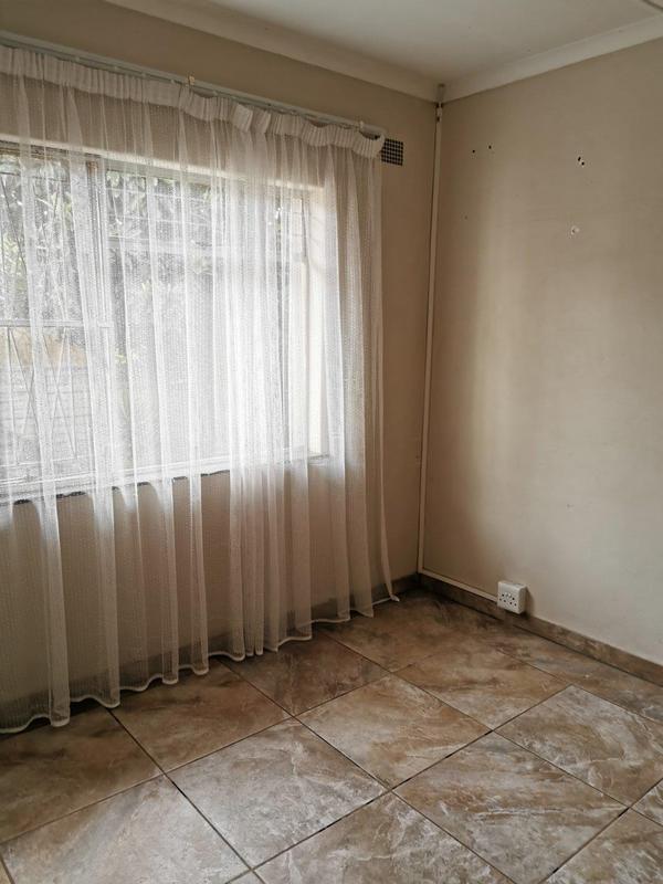 4 Bedroom Property for Sale in Sophiatown Gauteng