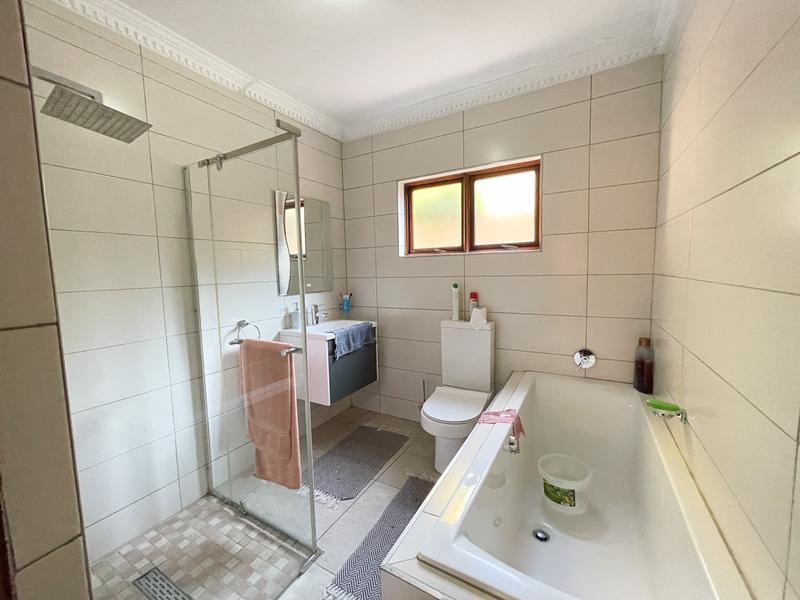 6 Bedroom Property for Sale in Midstream Estate Gauteng