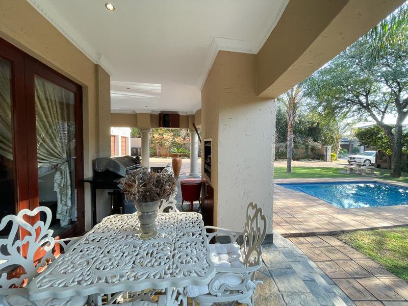 6 Bedroom Property for Sale in Midstream Estate Gauteng