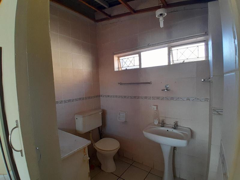 To Let 1 Bedroom Property for Rent in Valhalla Gauteng