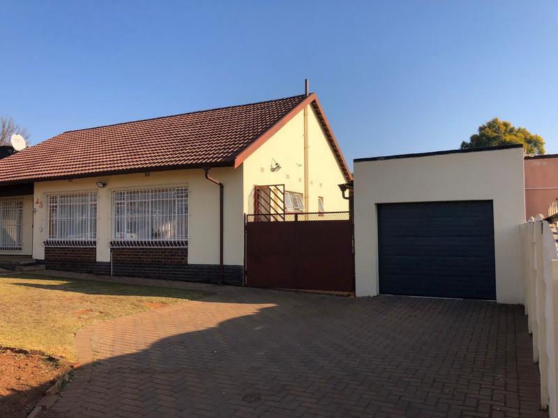 3 Bedroom Property for Sale in Edleen Gauteng