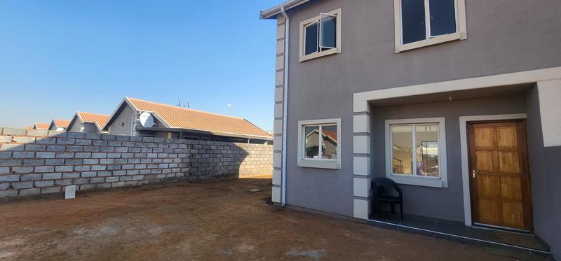 2 Bedroom Property for Sale in Buhle Park Gauteng