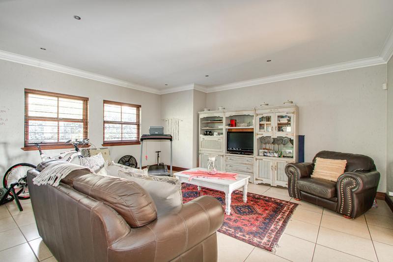 4 Bedroom Property for Sale in Northcliff Gauteng