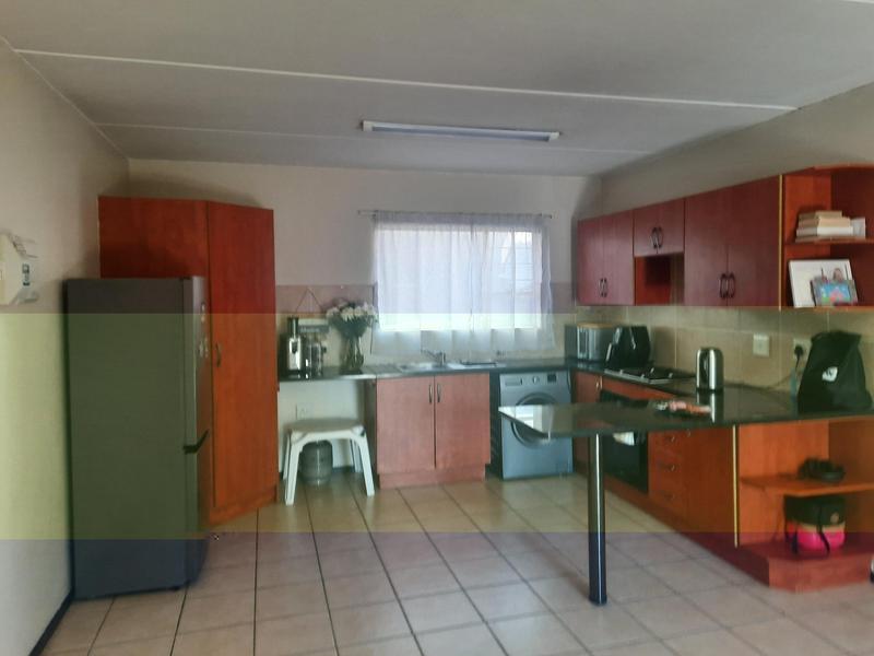 2 Bedroom Property for Sale in Bardene Gauteng