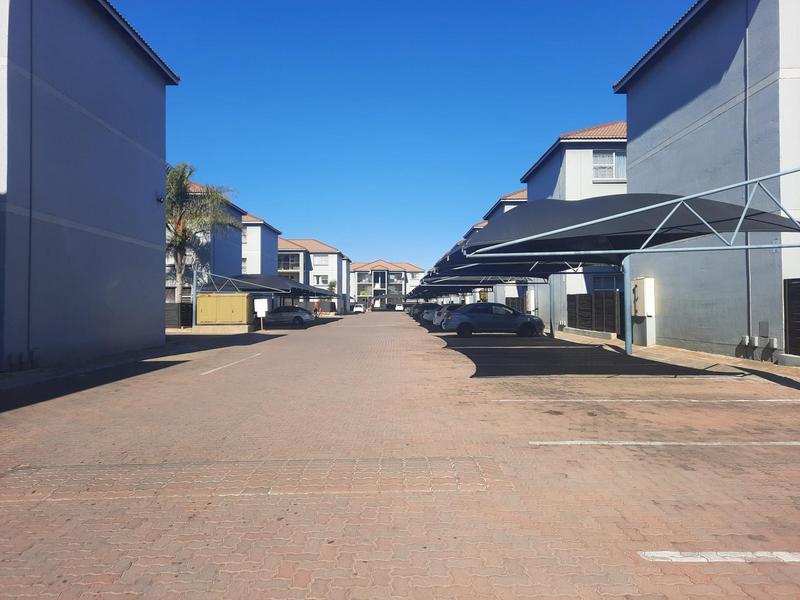 2 Bedroom Property for Sale in Bardene Gauteng