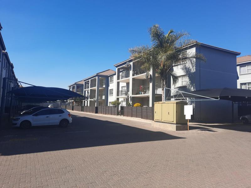 2 Bedroom Property for Sale in Bardene Gauteng