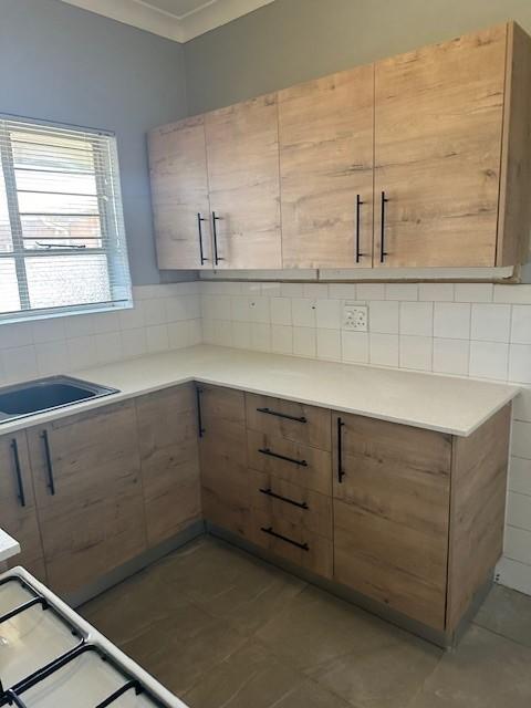 To Let 2 Bedroom Property for Rent in Linden Gauteng