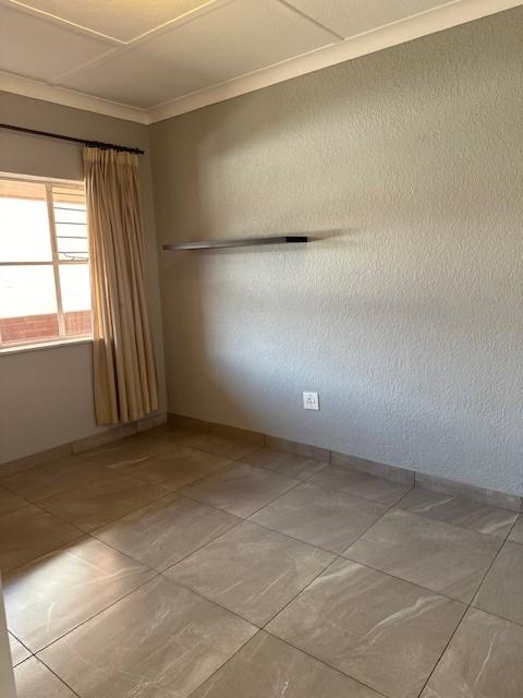 To Let 2 Bedroom Property for Rent in Linden Gauteng