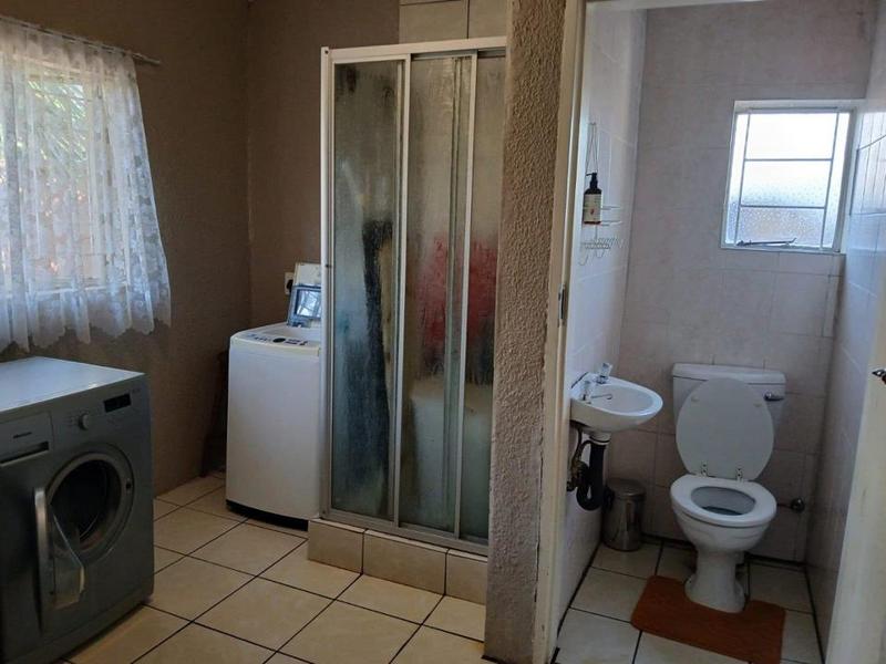 3 Bedroom Property for Sale in Verwoerdpark Gauteng