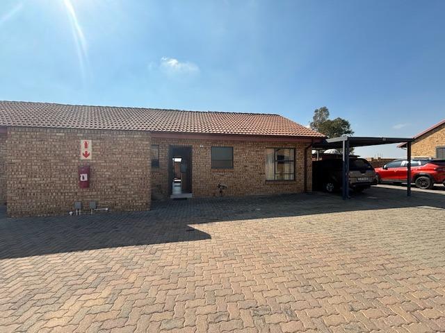2 Bedroom Property for Sale in Riversdale Gauteng