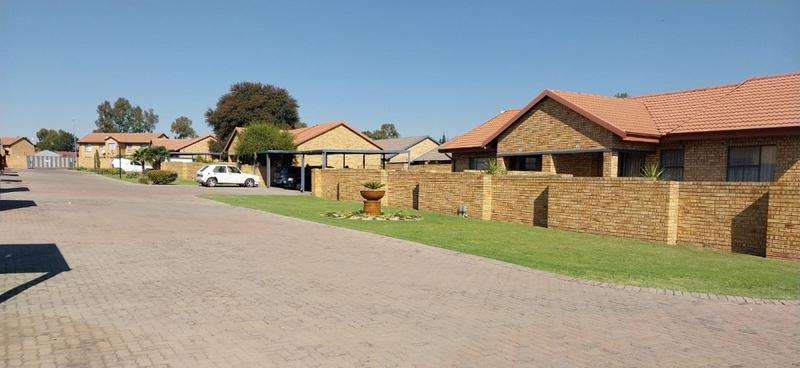 2 Bedroom Property for Sale in Riversdale Gauteng