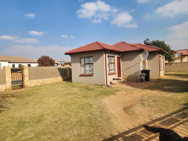 3 Bedroom Property for Sale in Birch Acres Gauteng