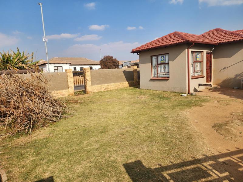 3 Bedroom Property for Sale in Birch Acres Gauteng