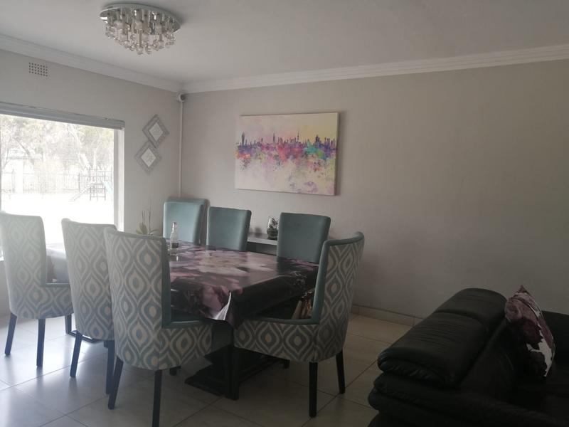 3 Bedroom Property for Sale in Victory Park Gauteng