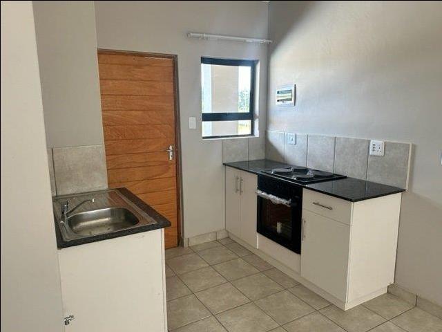 To Let 2 Bedroom Property for Rent in Groblerpark Gauteng