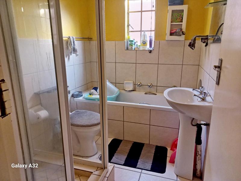 2 Bedroom Property for Sale in Terenure Gauteng