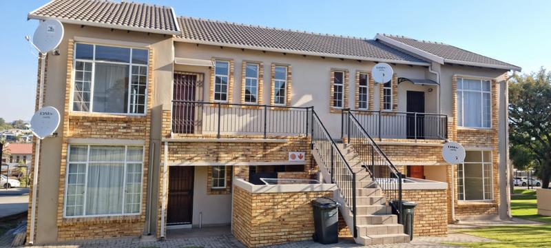 2 Bedroom Property for Sale in Kimbult A H Gauteng