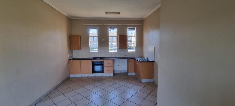 2 Bedroom Property for Sale in Kimbult A H Gauteng