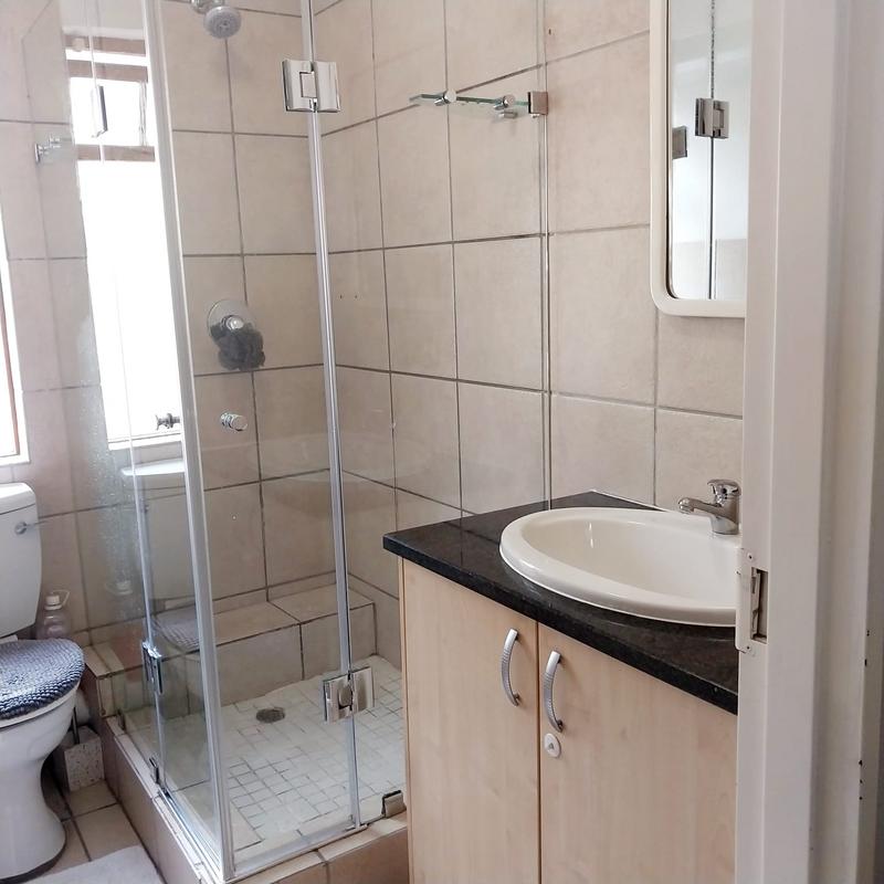 2 Bedroom Property for Sale in Paulshof Gauteng