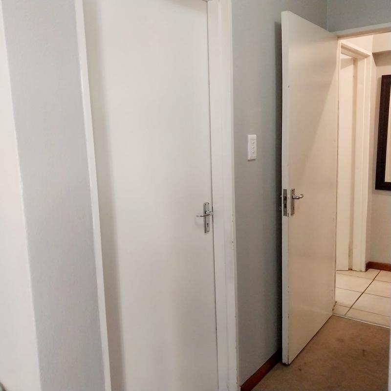 2 Bedroom Property for Sale in Paulshof Gauteng