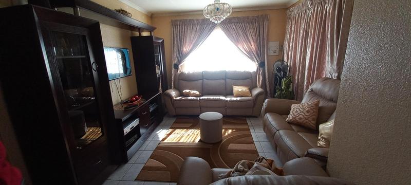 3 Bedroom Property for Sale in The Reeds Gauteng