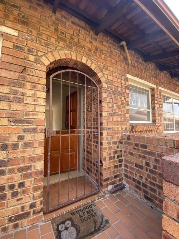 2 Bedroom Property for Sale in Vorna Valley Gauteng