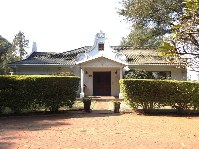 8 Bedroom Property for Sale in Andeon Gauteng