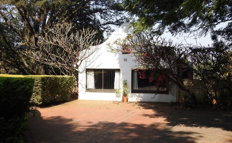 8 Bedroom Property for Sale in Andeon Gauteng