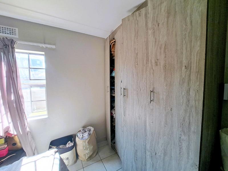 2 Bedroom Property for Sale in Heuweloord Gauteng