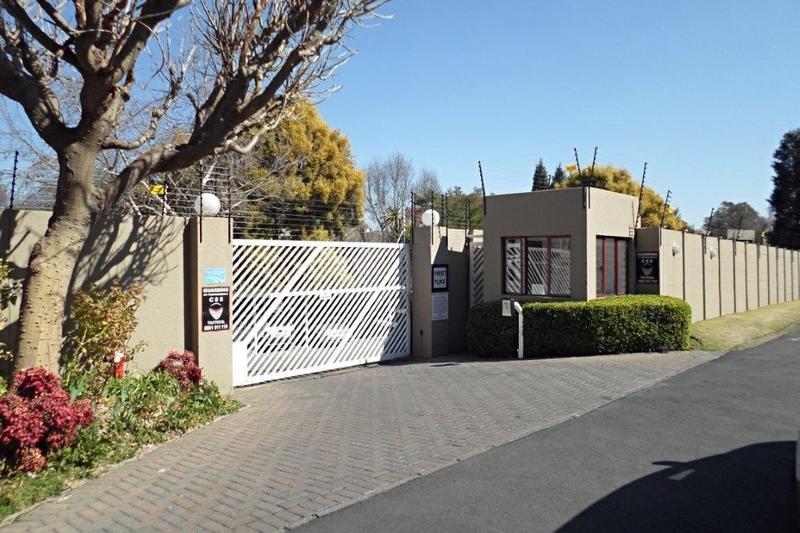 To Let 1 Bedroom Property for Rent in Parktown North Gauteng