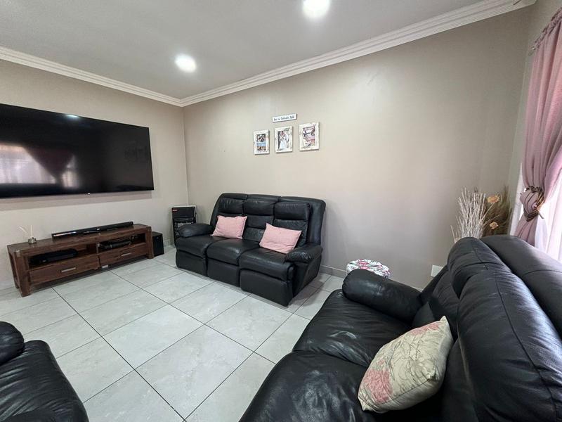 3 Bedroom Property for Sale in Delarey Gauteng