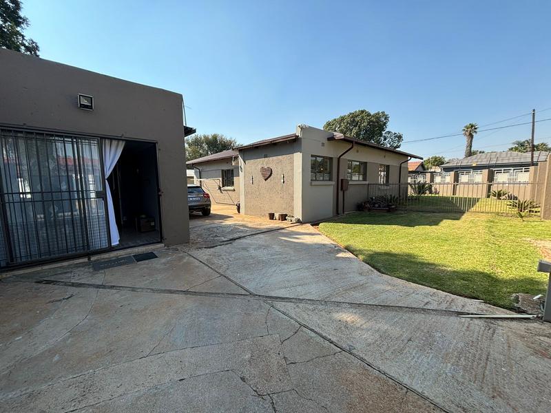3 Bedroom Property for Sale in Delarey Gauteng