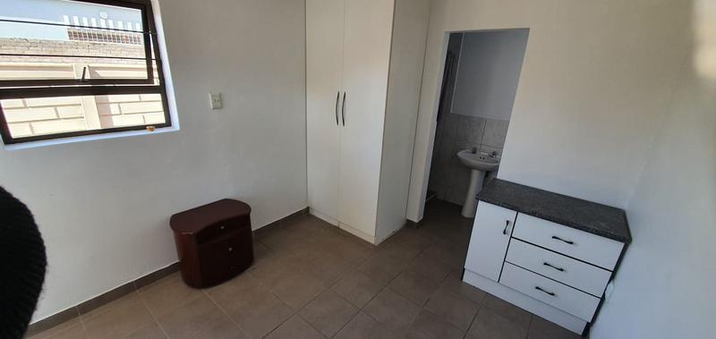 To Let 1 Bedroom Property for Rent in Dalpark Ext 1 Gauteng