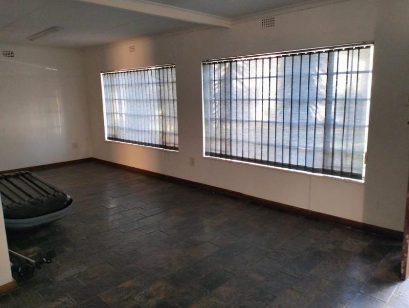 3 Bedroom Property for Sale in Tarlton Gauteng