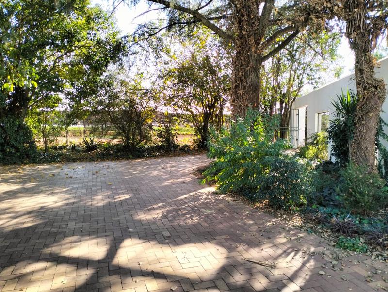 3 Bedroom Property for Sale in Tarlton Gauteng