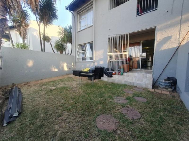 2 Bedroom Property for Sale in Raceview Gauteng