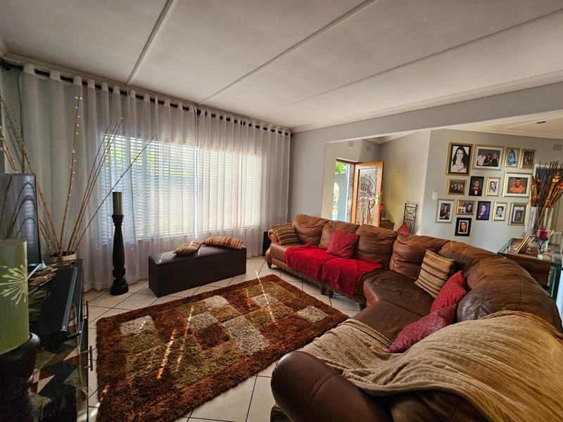 3 Bedroom Property for Sale in Bonaero Park Gauteng