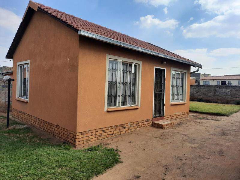 2 Bedroom Property for Sale in Palm Springs Gauteng